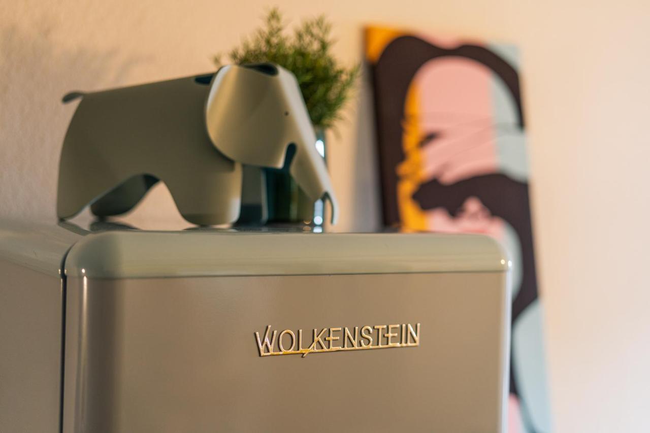 Farbenfrohe Altbauwohnung, Top Ausstattung Friedrichshafen Luaran gambar